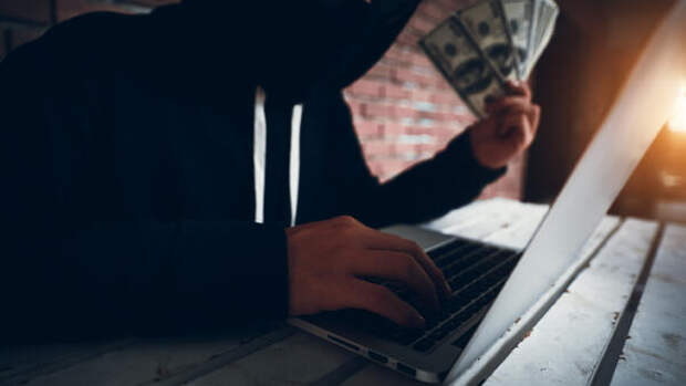 Посягнули на наличные и замахнулись на цифровой рубль: чего ждать от мошенников в 2026 году