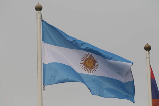 Президент Аргентины Милей отменил участие в саммите по Украине и встречу с Макроном