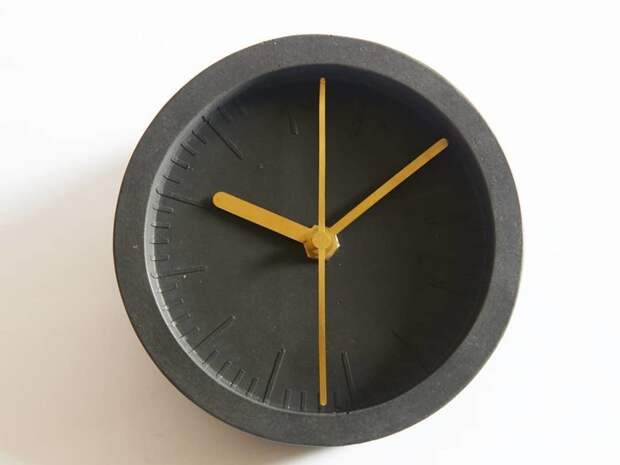 Ещё один вариант часов бетон, дизайнерские штучки, из бетона, крутые штуки, необычно, необычные вещи