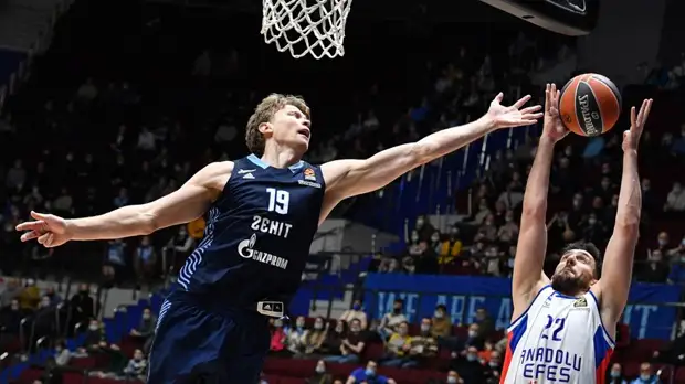 «Зенит» обыграл «Анадолу» в матче баскетбольной Евролиги