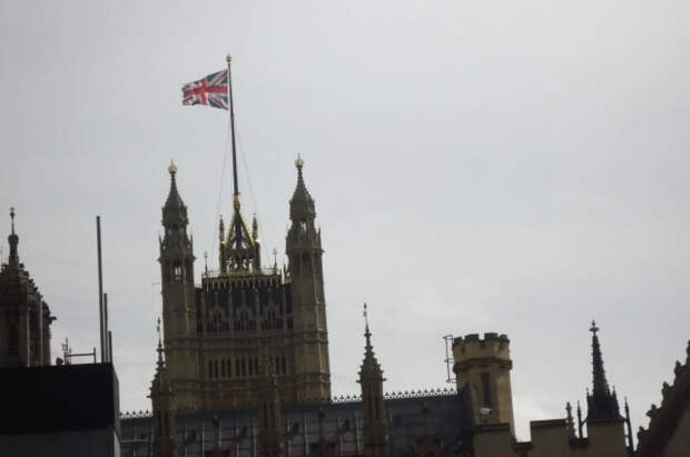 В Лондоне обнаружили секту из «Кода да Винчи» с женщинами-служанками