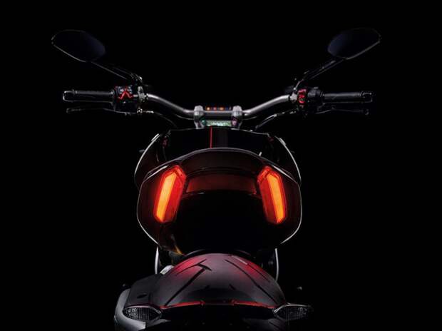Ducati XDiavel – супербайк для бесконечной дороги