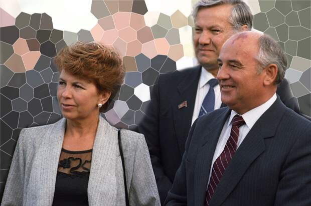 Михаил Горбачев с женой, Ельцин.png