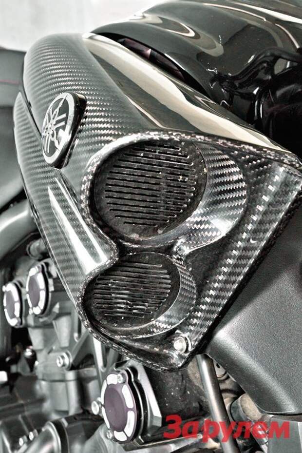 011_moto_1011_028