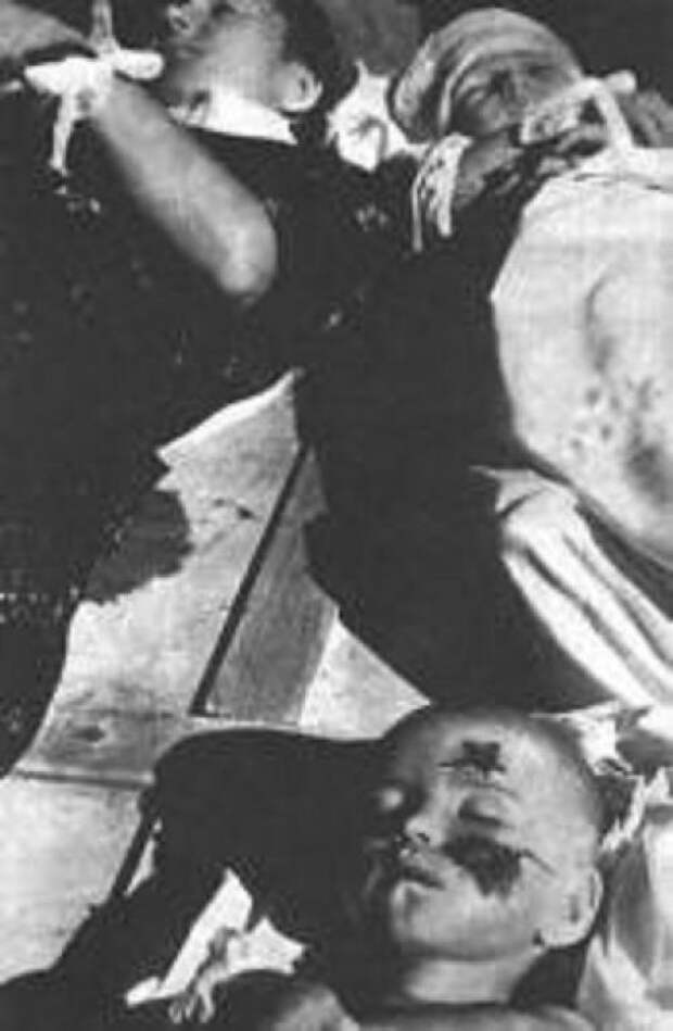 22 января 1944, в селе Буще бандеровцы убили и вот эту женщину с 2 детьми (польская семья Попель) . Но они сами виноваты. Они же, все трое, были неправильной национальности.