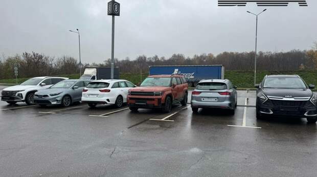 Ввезенные автомобили / Фото: Baza