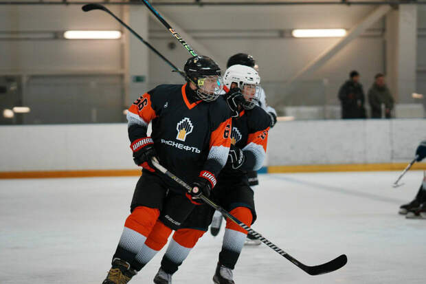 В Сочи прошло свыше 100 матчей команд сотрудников "Роснефти"