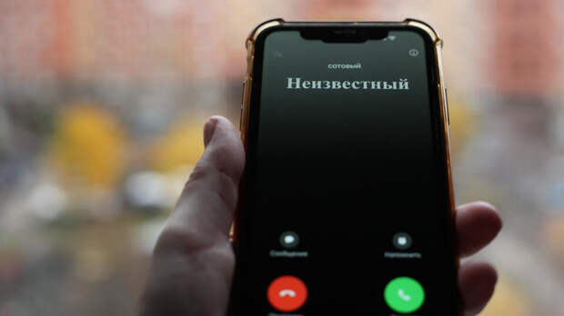 Мошенники используют телефоны жертв в качестве банковских карт