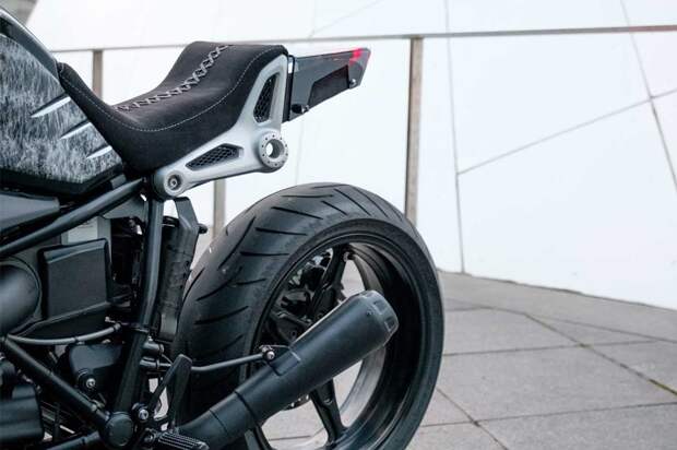 Woidwerk: кафе рейсер BMW R nineT