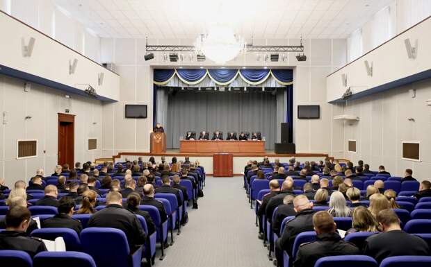 В Туле прошла торжественная церемония награждения сотрудников полиции