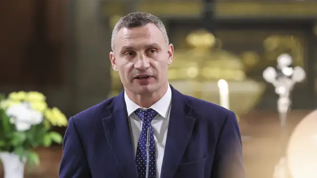 Мэр Киева Кличко по ошибке поздравил жителей с наступающим 2220 годом