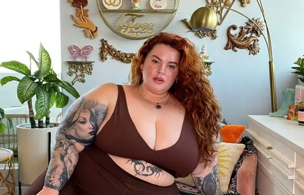 Тесс Холлидей рассказала, что испытывает трудности с восприятием собственного тела