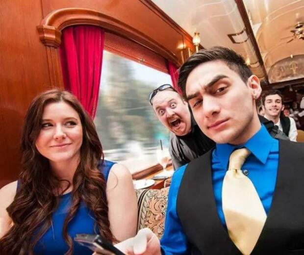 1592573041_fotobomby-1.jpg