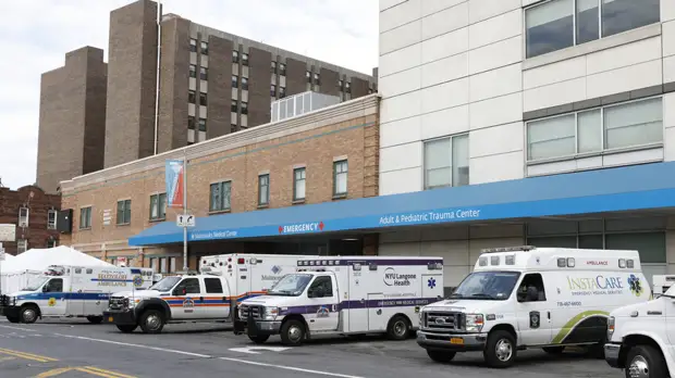 В США за сутки выявлено более 156 тысяч случаев коронавируса