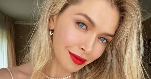 Вера Брежнева спровоцировала слухи о помолвке