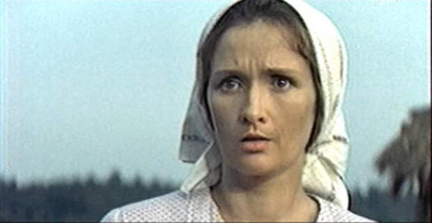 Любовь земная(1974 г.) - Ефросинья Дерюгина Зинаида Кириенко, актрисы, день рождения