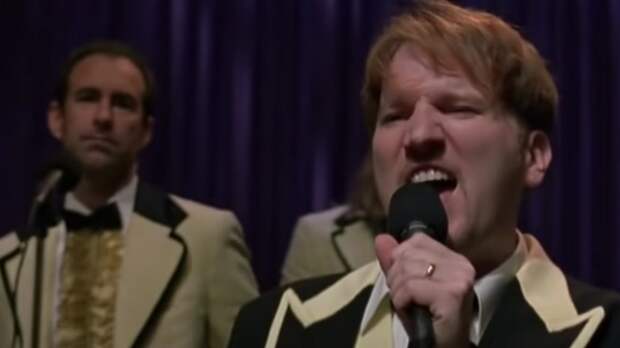 The Dan Band performs at the wedding in "Old School"