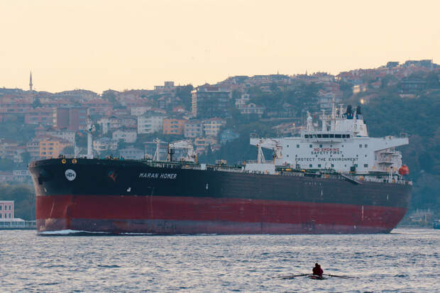 Греческий танкер атакован в Черном море по пути в Новороссийск за казахстанской нефтью