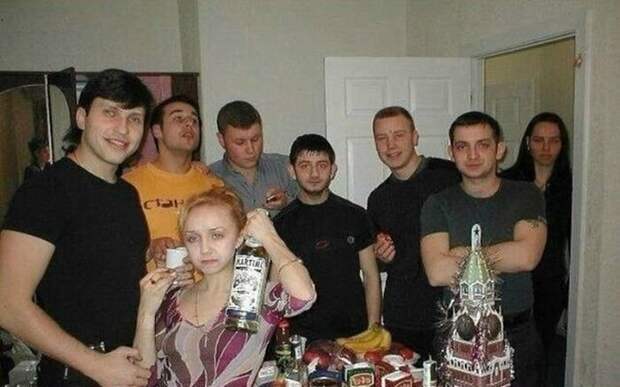Команда КВН "Утомленные солнцем" Команда КВН "Утомленные солнцем"