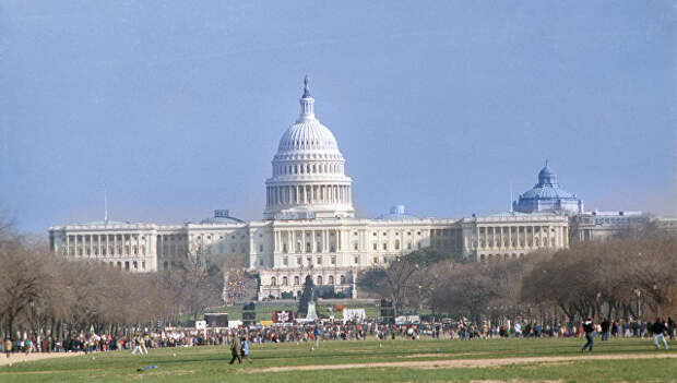 Вид на Капитолий. Вашингтон. Архивное фото