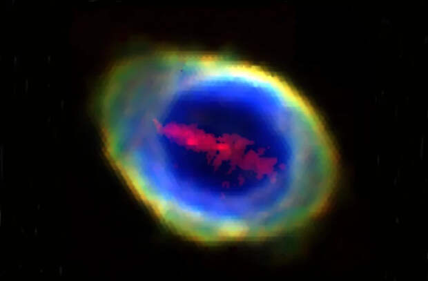 Астрономы обнаружили внутри туманности гигантскую "ленту" из железа