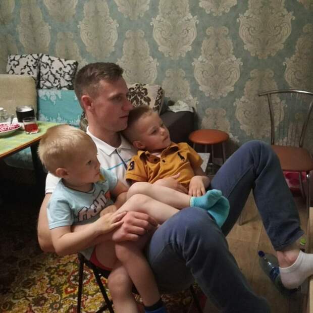 Принципиальное отличие матери-одиночки от отца одиночки: отцы сами выбирают такую жизнь