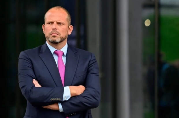 Министр обороны Бельгии обвинил Европу в закладывании бомбы под НАТО