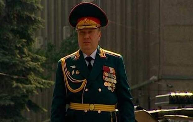 Когда заместителей не выбирают: генерал Андрей Гурулев бросает тень на героя Сирии генерала Александра Дворникова