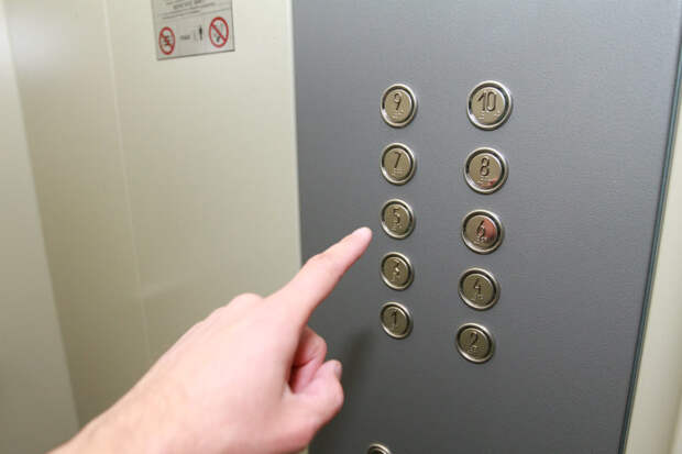 За год в Северном установили 12 новых лифтов
