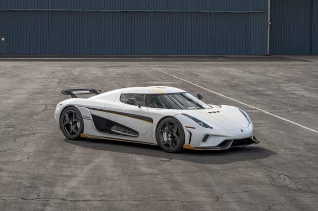 Редкий Koenigsegg Regera 2019 года с крутыми опциями отправляется на аукцион