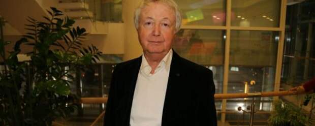 Лион Измайлов рассказал, кто из молодых комиков смешит его до слез