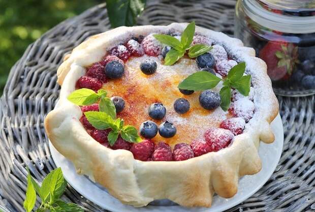 Ягодный пирог с лимонным курдом