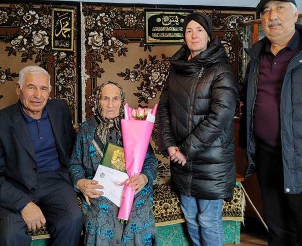 В Теучежском районе поздравили долгожительниц