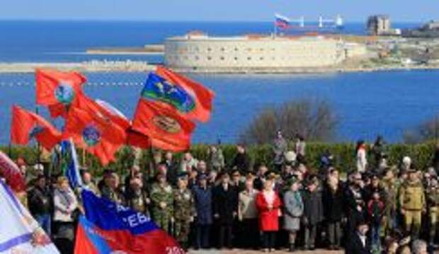 Запад верит: Россия сдастся и вернет Крым