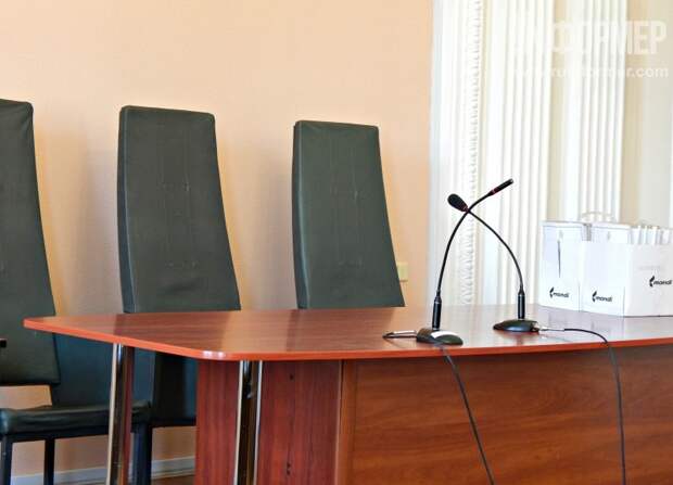 В севастопольском суде Геннадий Басов держится достойно (фото)