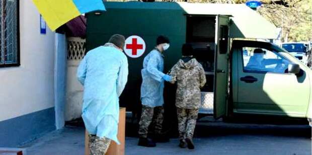 На оккупированном Донбассе обстановка накаляется: населению отказывают в лечении, ВСУ начали рейдерские захваты