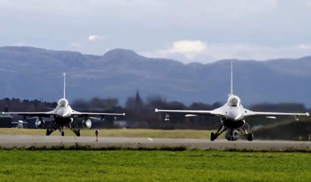 Норвегия обещала шесть F-16 Украине в 2023, но к 2026 не передала ни одного