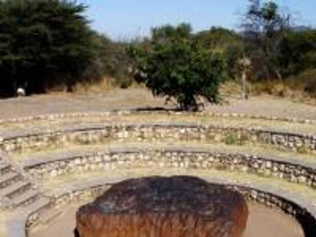 Падения метеоритов на Землю: великие катастрофы и перспективы