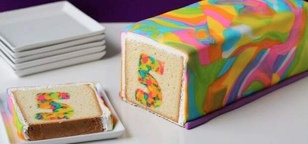 разноцветный пирог