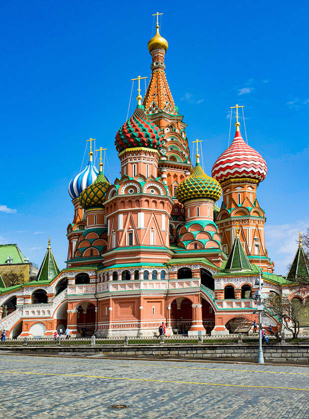 Почему на русских церквях купола в форме луковиц