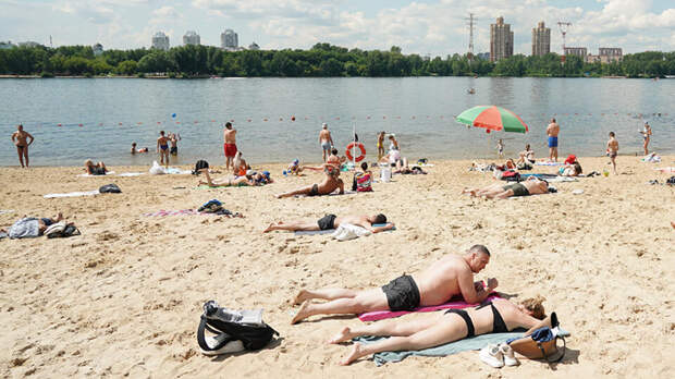 Пляжи и открытые бассейны Москвы: где можно купаться в 2024 году