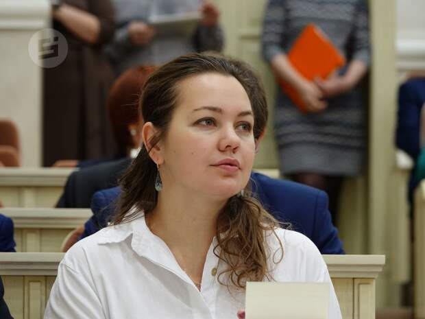 Вице-премьер Удмуртии Анастасия Муталенко выходит на работу после рождения третьего ребенка