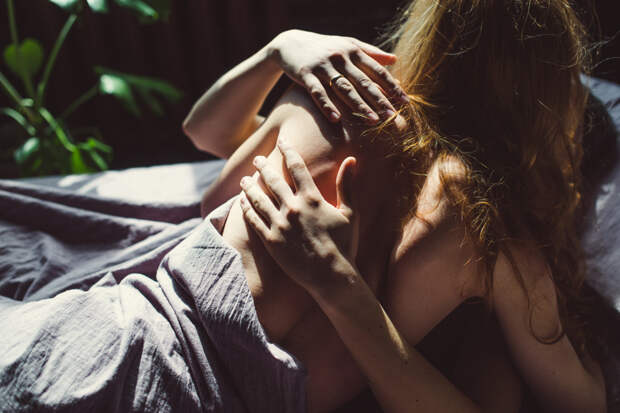 Никогда не занимавшейся анальным сексом женщине дали советы