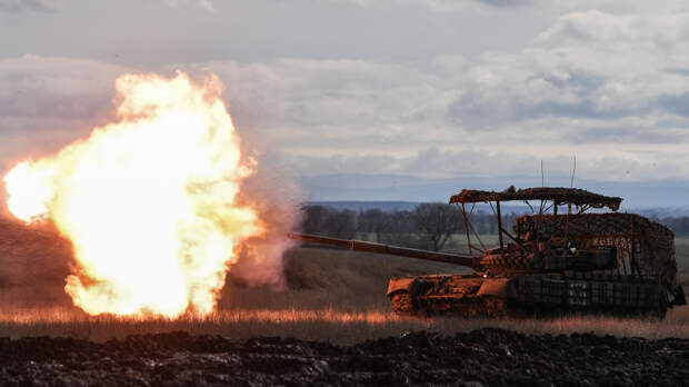 Т-80БВМ разнесли пункты управления дронами ВСУ. Лучшее видео из зоны СВО