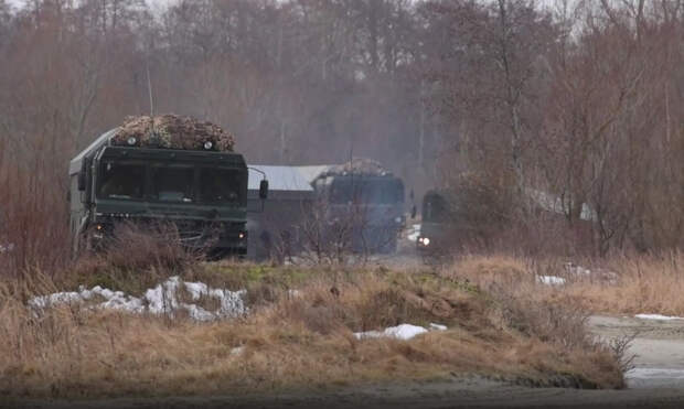 "ТРЕВОГА": АВИАЦИОННЫЙ УДАР ПО КОРАБЛЯМ РОССИИ. РЕЗКАЯ АКТИВНОСТЬ НА БАЛТИКЕ. В НЕБО ВЗМЫЛИ СУ-24 И МИ-8. ПРИВЛЕЧЕНЫ СВЫШЕ 600 ВОЕННЫХ