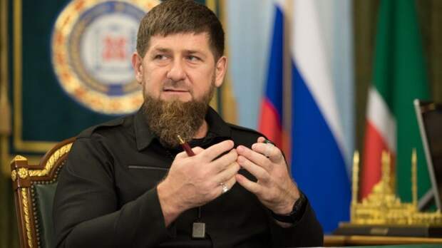 Кадыров пообещал научить украинских нацистов своей песенке