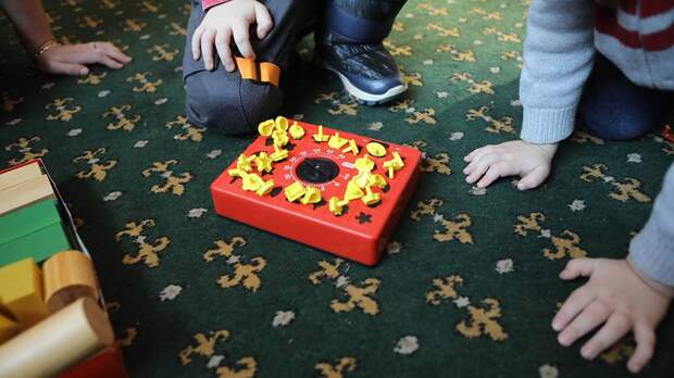 Baza: Мужа заведующей детсадом в Подмосковье обвинили в домогательствах