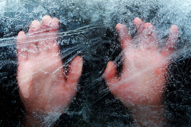 Волонтеры: родители детей, пропавших в Подмосковье, сами бурили лед