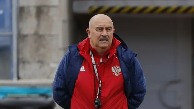 Черчесов ответил, готов ли отказаться от зарплаты в случае отставки