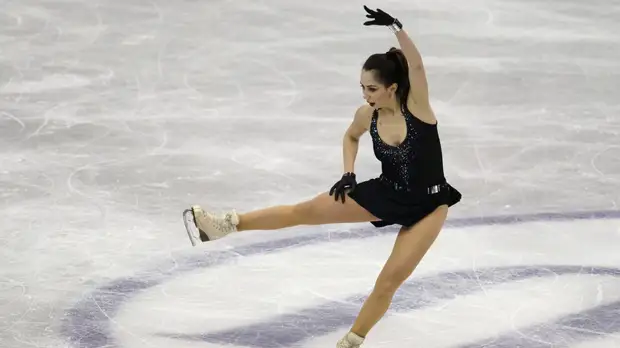 Туктамышева выиграла короткую программу на Finlandia Trophy, Косторная — вторая